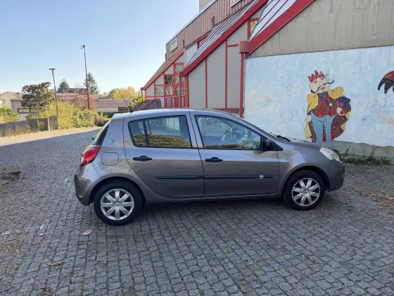 Renault Clio 3 Authentique — photo 3